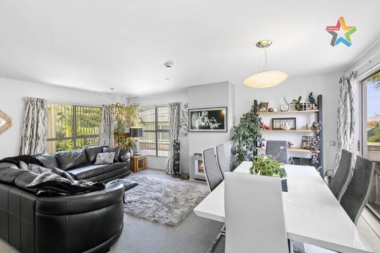 Photo of property in 1a/10 Park Avenue, Epuni, Lower Hutt, 5011