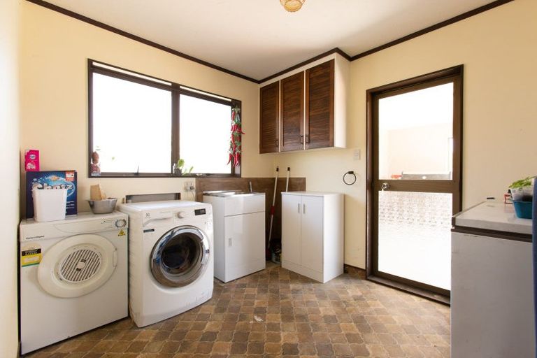 Photo of property in 115 Guy Street, Dannevirke, 4930