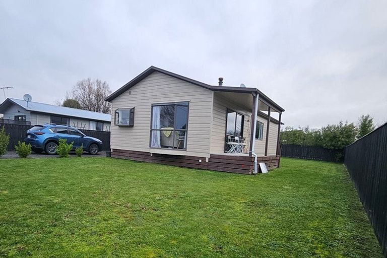 Photo of property in 16 Malcolm Street, Martinborough, 5711