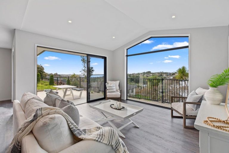 Photo of property in 25 Kite Way, Welcome Bay, Tauranga, 3112