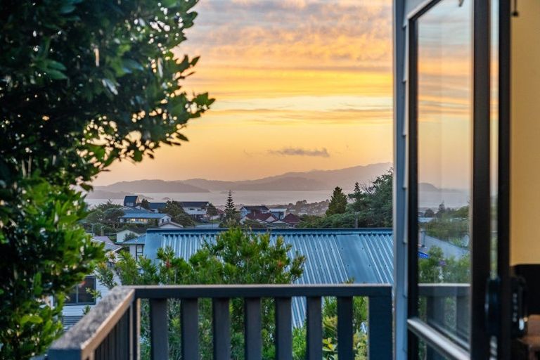 Photo of property in 222 Major Drive, Kelson, Lower Hutt, 5010