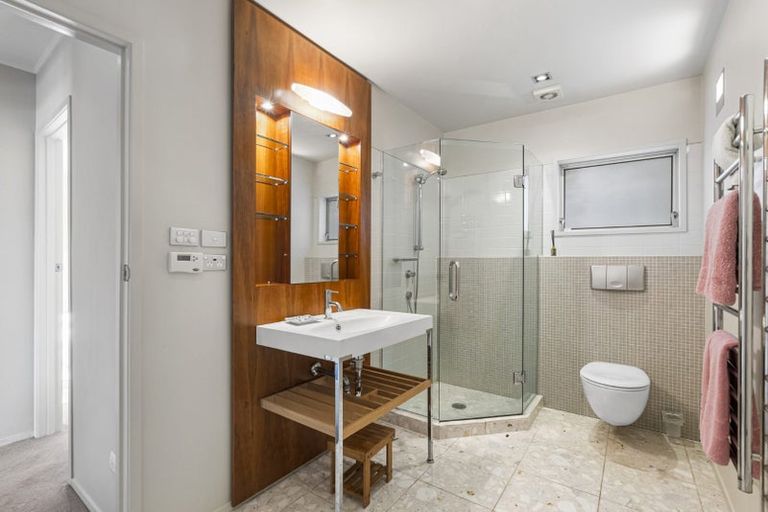 Photo of property in 36 Lake View Road, Takapuna, Auckland, 0622