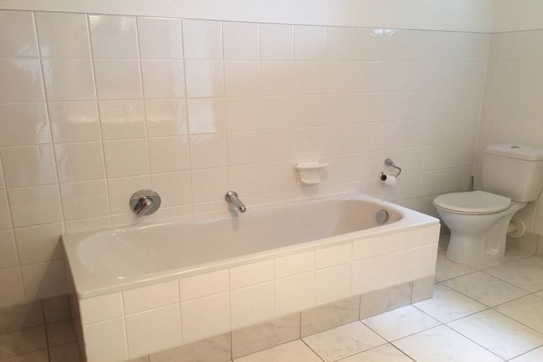 Photo of property in 149 Cornwallis Road, Cornwallis, Auckland, 0604