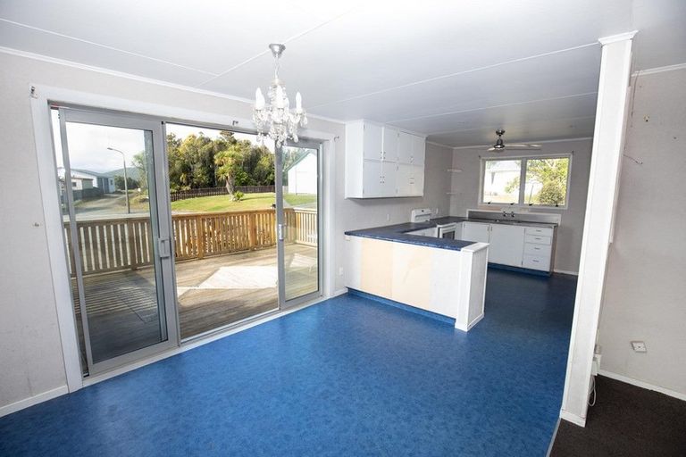 Photo of property in 10 Arnott Heights East, Greymouth, 7805