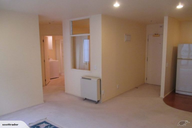 Photo of property in Courtenay Apartments, 412/120 Courtenay Place, Te Aro, Wellington, 6011