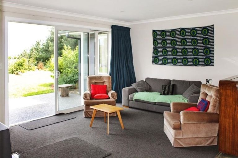 Photo of property in 37 Branksome Place, Aokautere, Palmerston North, 4471