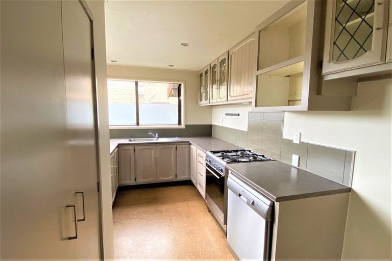 Photo of property in 27b Bay Street, Red Beach, 0932