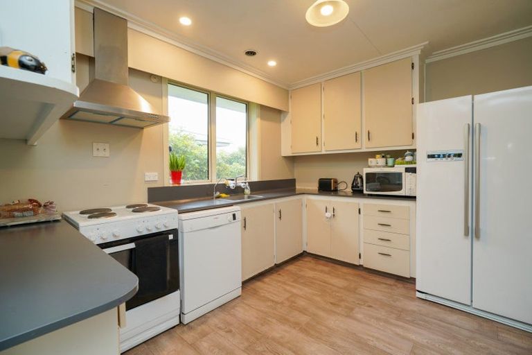 Photo of property in 44 West Plains Road, Waikiwi, Invercargill, 9810