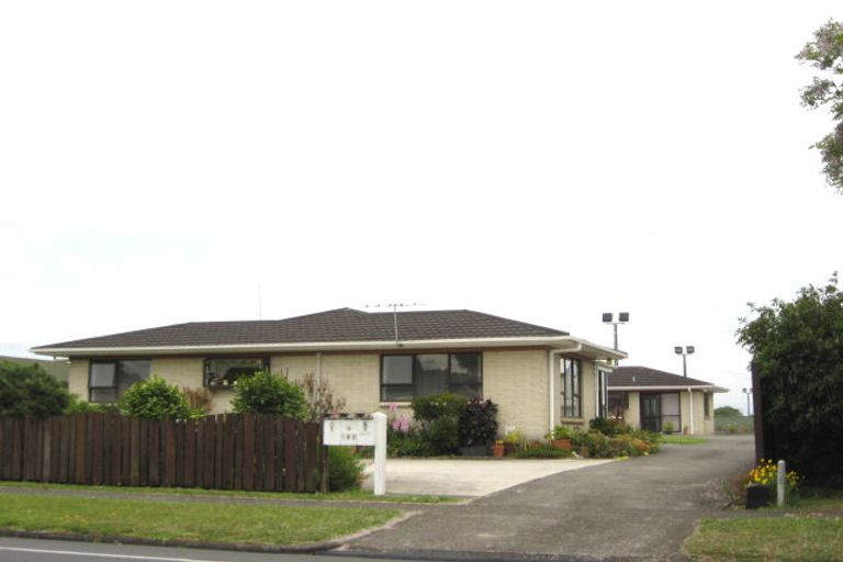 Photo of property in 108 Edinburgh Street, Pukekohe, 2120