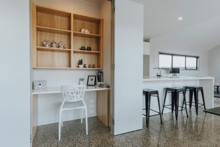 Photo of property in 16 Kaniera Terrace, Cambridge, 3434