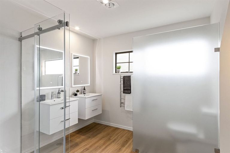 Photo of property in 9 Holly Road, Merivale, Christchurch, 8014