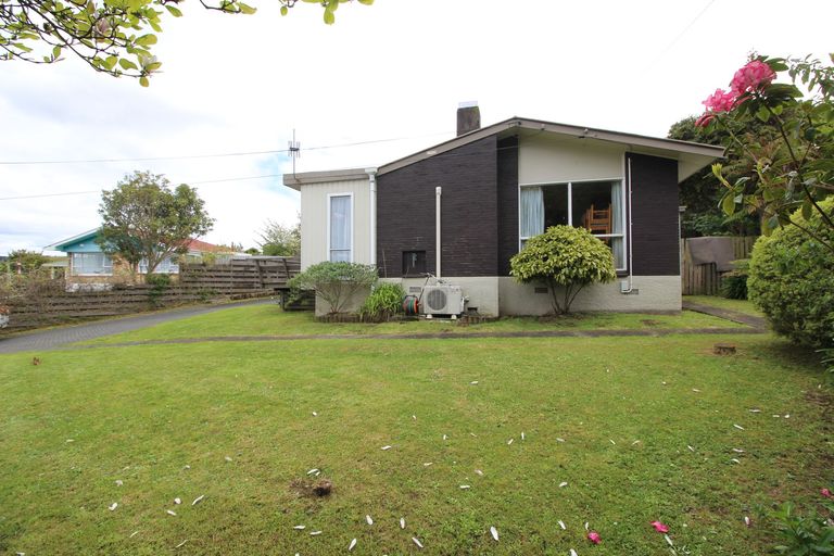 Photo of property in 103 Gordon Road, Western Heights, Rotorua, 3015