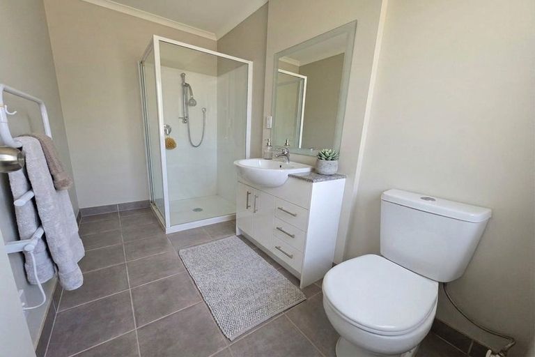 Photo of property in 71a Vincent Street, Howick, Auckland, 2014