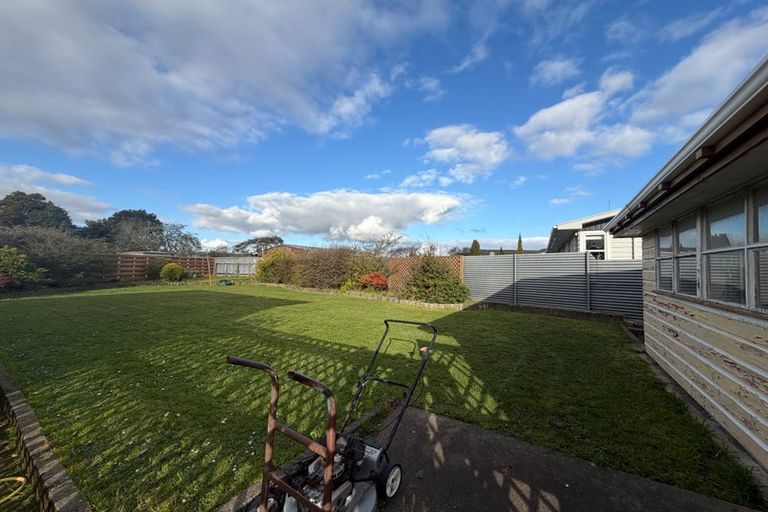Photo of property in 7 Mahia Place, Kelvin Grove, Palmerston North, 4414