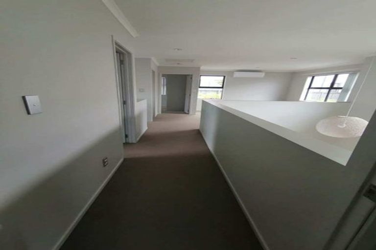 Photo of property in 6 Lane Cameron Place, Flat Bush, Auckland, 2019