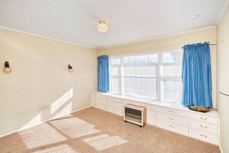 Photo of property in 236 Shortland Street, Aranui, Christchurch, 8061