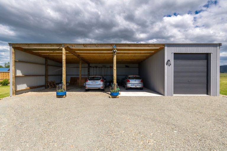 Photo of property in 46 Bathgates Road, Waimate, 7980