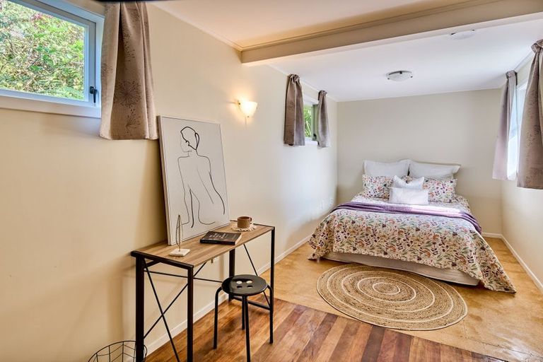 Photo of property in 18 Pukerua Beach Road, Pukerua Bay, 5026