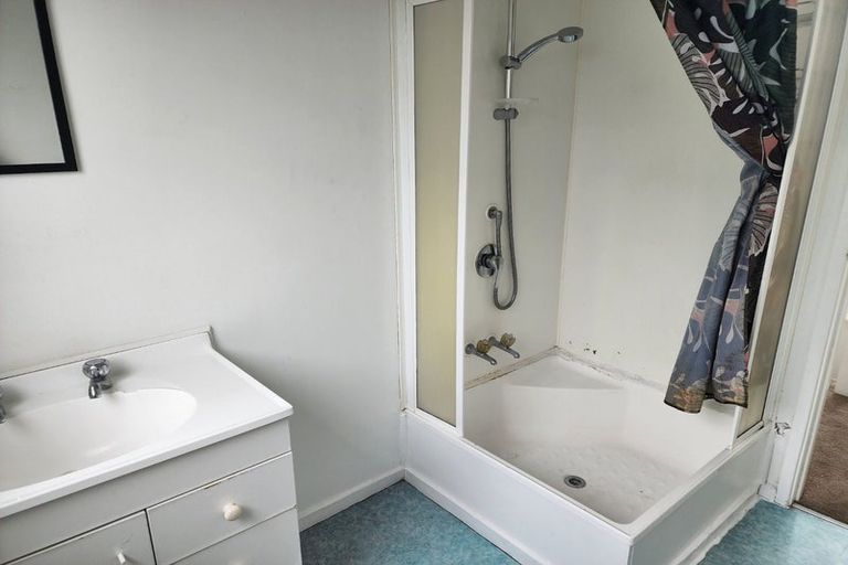 Photo of property in 26 Barneys Farm Road, Clendon Park, Auckland, 2103