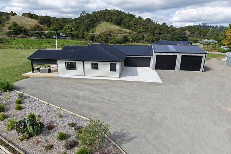 Photo of property in 566 Kara Road, Maungatapere, 0179