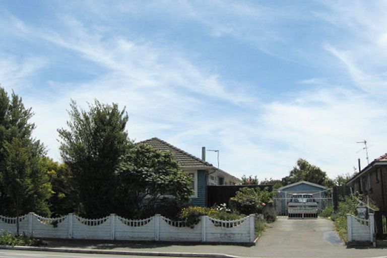 Photo of property in 317 Wainoni Road, Avondale, Christchurch, 8061