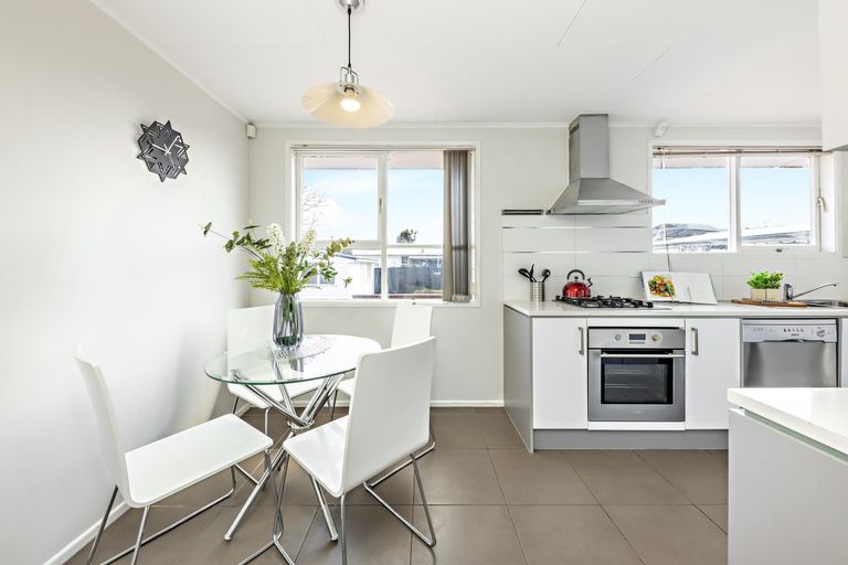 Photo of property in 13 Steven Street, Mangere East, Auckland, 2024