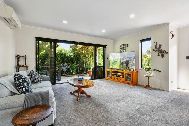 Photo of property in 27 Searle Drive, Patumahoe, Pukekohe, 2679