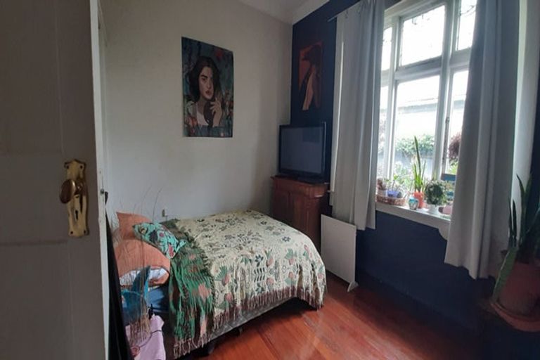 Photo of property in 22 Corson Avenue, Beckenham, Christchurch, 8023