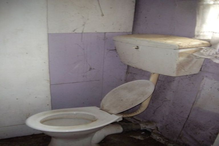 Photo of property in 18 Bernard Street, Pukemiro, Ngaruawahia, 3771