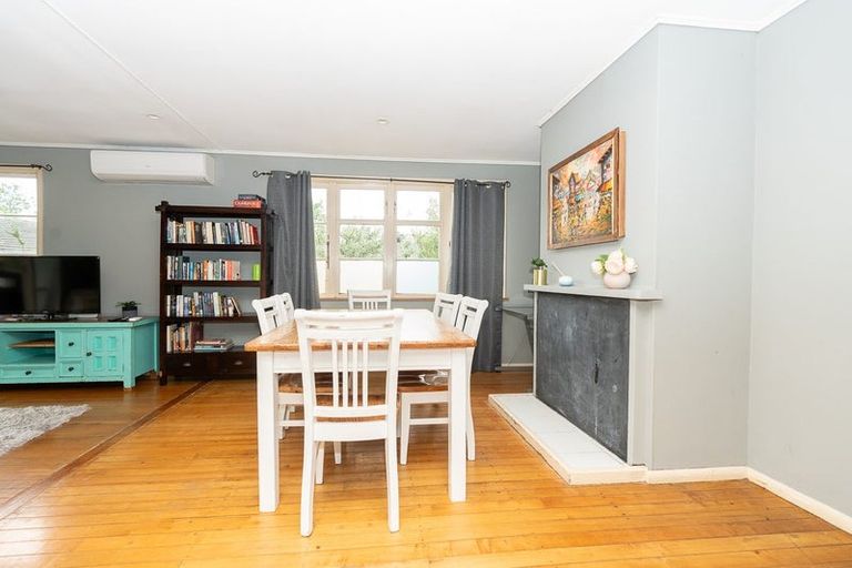 Photo of property in 4 Williams Place, Fairfield, Hamilton, 3214