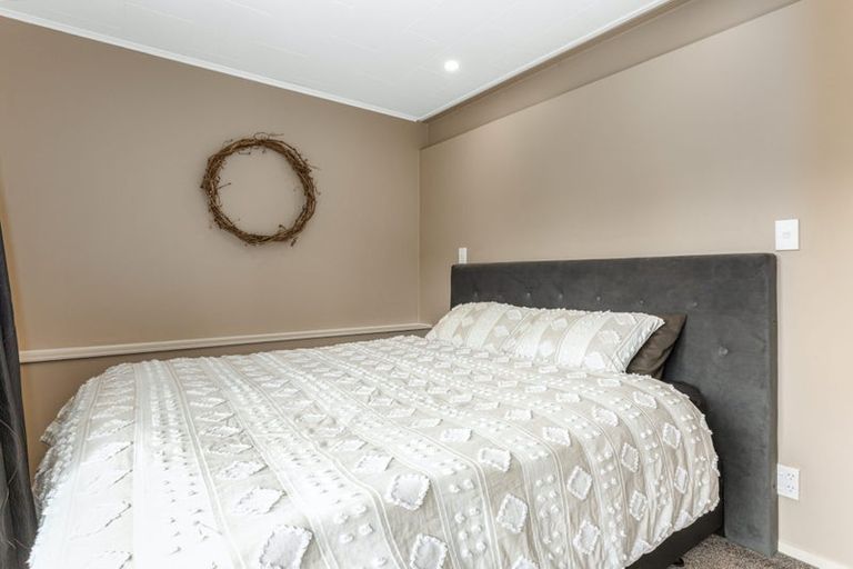 Photo of property in 98 Pope Street, Camborne, Porirua, 5026