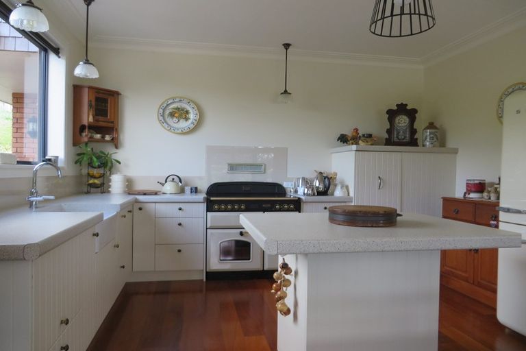 Photo of property in 600 Ponga Road, Opaheke, Papakura, 2584