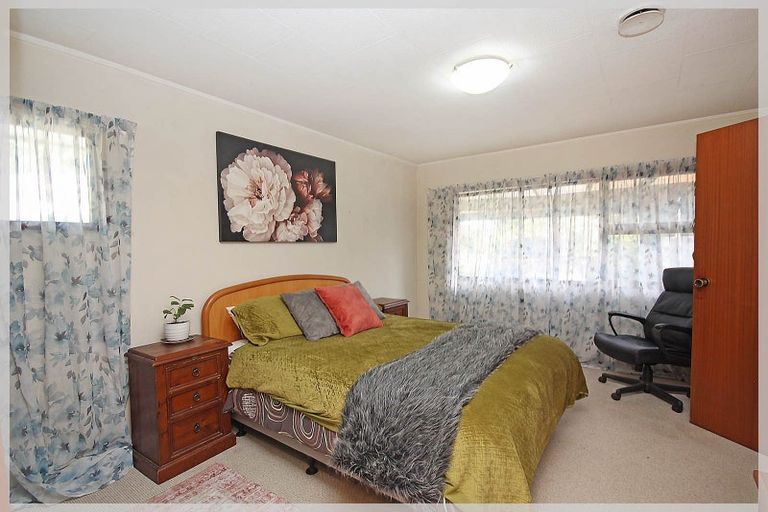 Photo of property in 66 Palmer Road, Foxton Beach, Foxton, 4891