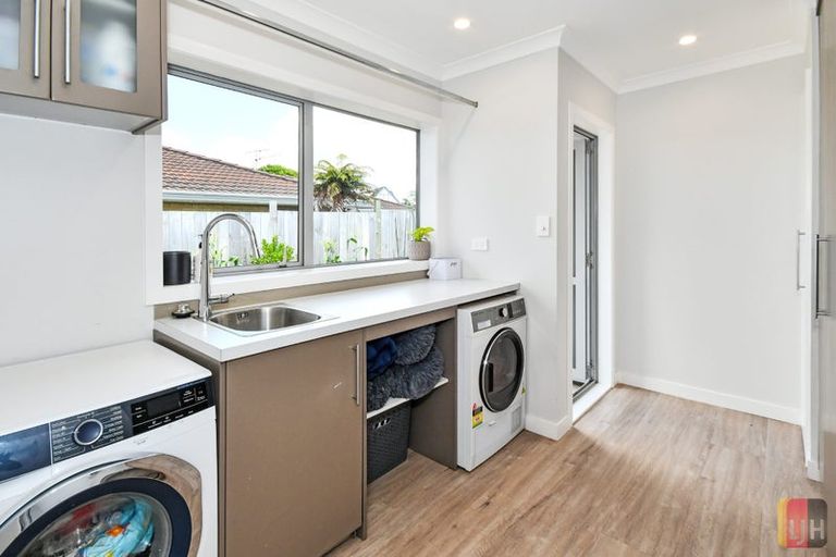 Photo of property in 44 Rushgreen Avenue, Pahurehure, Papakura, 2113