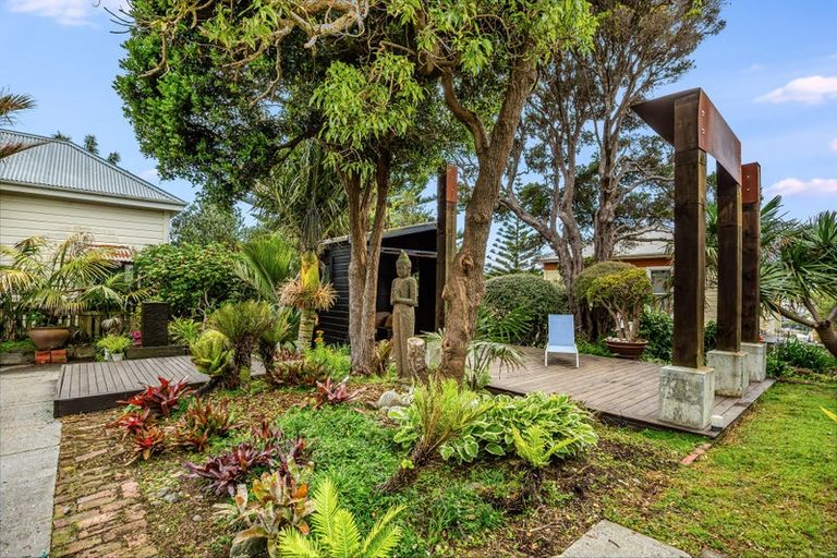 Photo of property in 165 Hanson Street, Newtown, Wellington, 6021