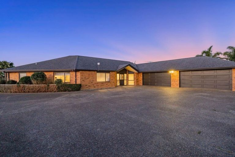 Photo of property in 65 Ashwood Avenue, Dairy Flat, Albany, 0792