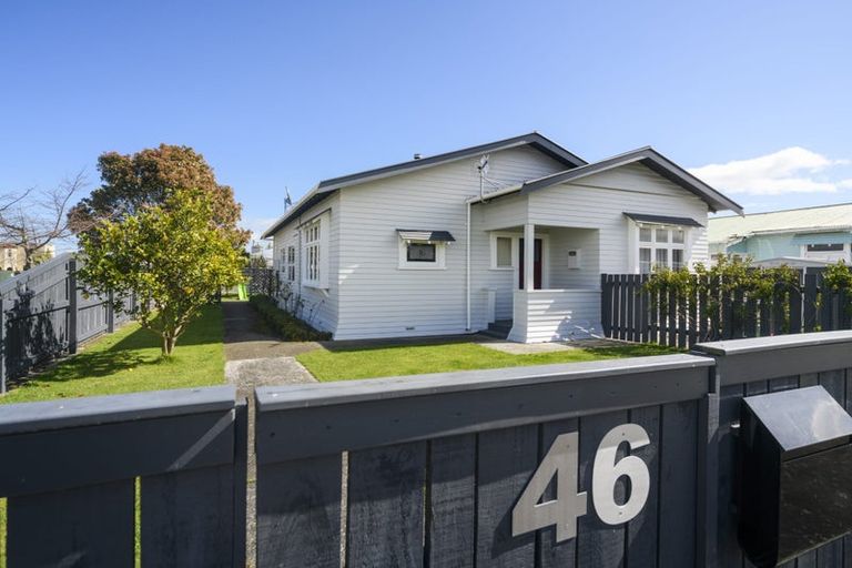 Photo of property in 46 Kingswood Street, Takaro, Palmerston North, 4412