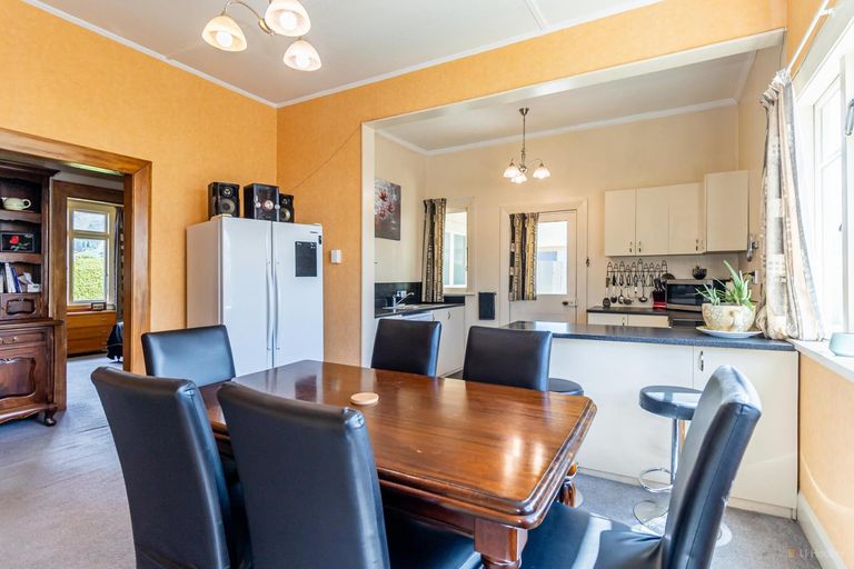 Photo of property in 64 Belt Street, Waimate, 7924