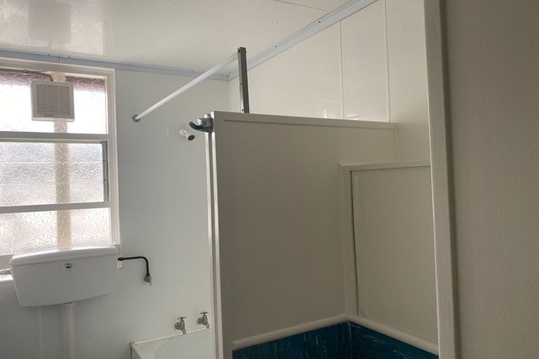 Photo of property in 9 Esplanade Road, Mount Eden, Auckland, 1024