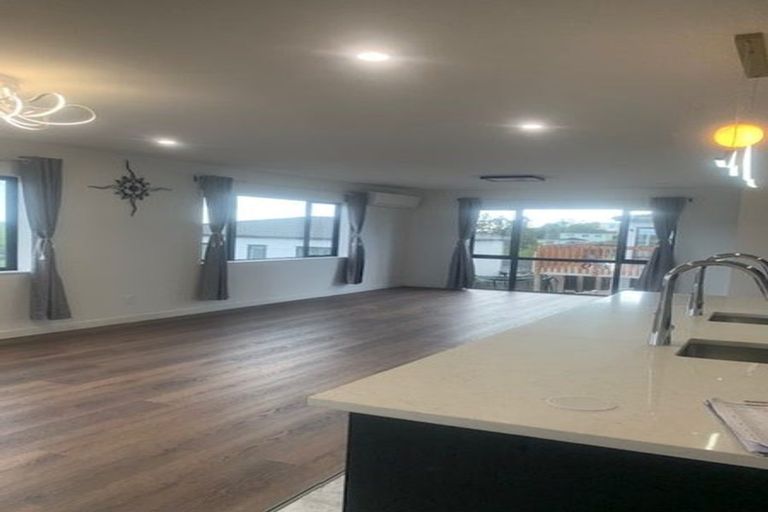 Photo of property in 64 Cape Hill Road, Pukekohe, 2120