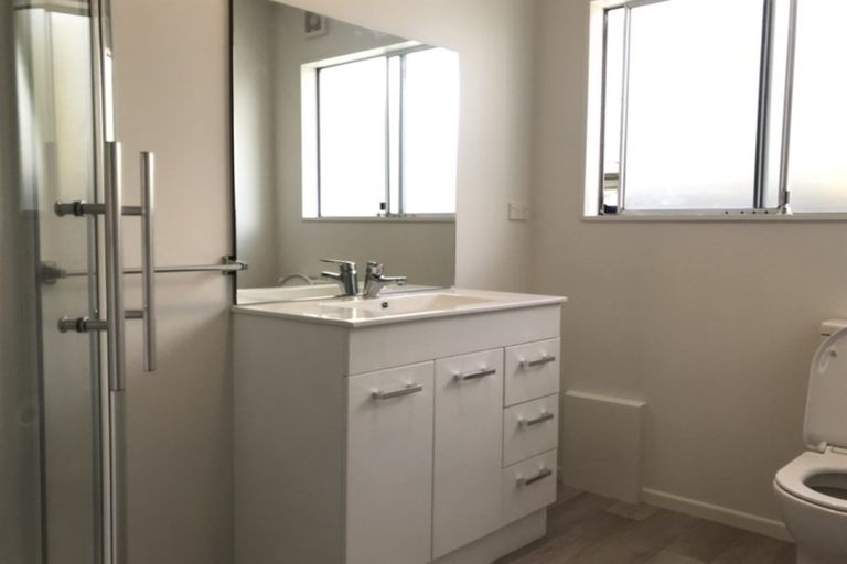 Photo of property in 59 Baylands Drive, Newlands, Wellington, 6037