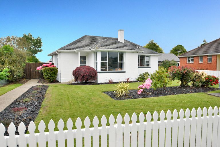 Photo of property in 13 Oban Street, Mosgiel, 9024