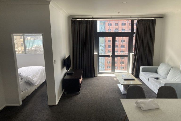 Photo of property in Terrace Garden Apartments, 9e/120 The Terrace, Wellington Central, Wellington, 6011