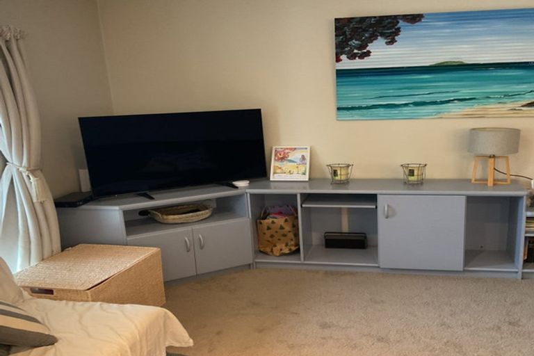 Photo of property in 31/34 Waiwera Place, Waiwera, Orewa, 0994