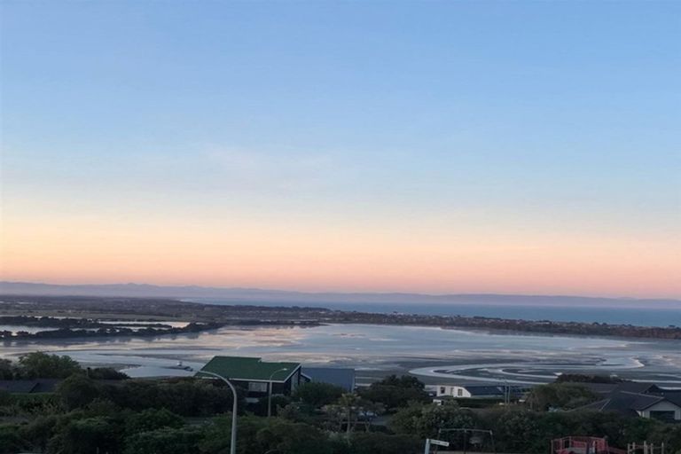 Photo of property in 9 Assisi Street, Mount Pleasant, Christchurch, 8081