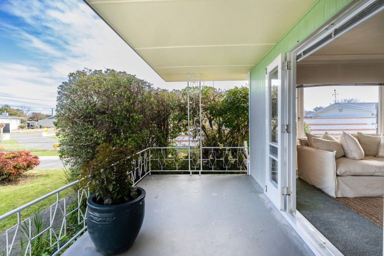 Photo of property in 8 Keats Avenue, Onekawa, Napier, 4110