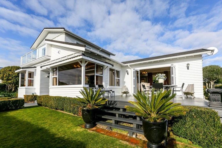 Photo of property in 15a Glen Almond Street, New Plymouth, 4310