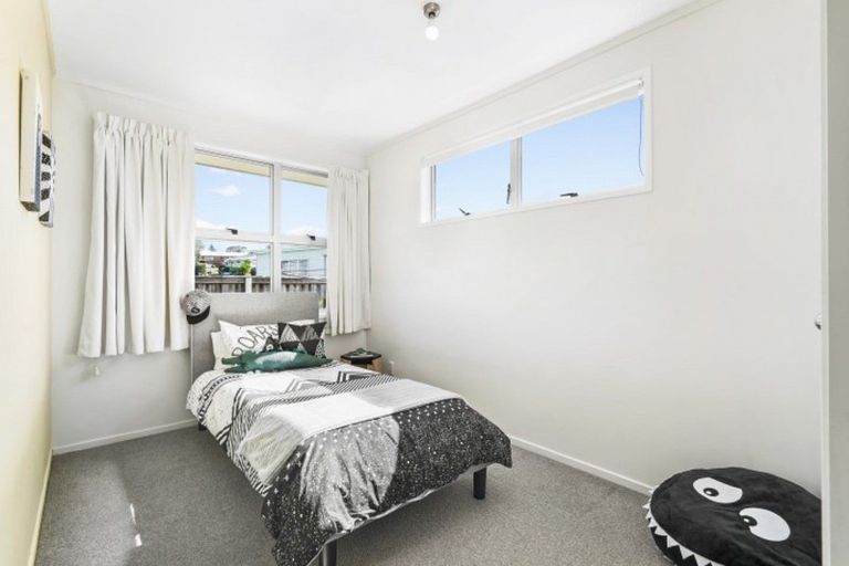 Photo of property in 106 Whatawhata Road, Dinsdale, Hamilton, 3204