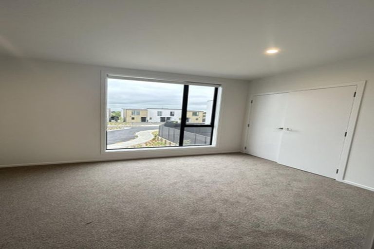 Photo of property in 1 Pipi Place, Levin, 5510