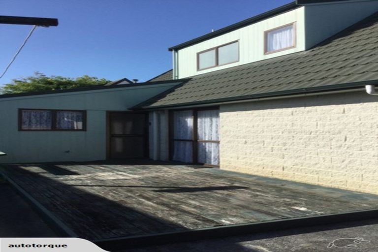 Photo of property in 5 Charisma Court, Kelvin Grove, Palmerston North, 4414